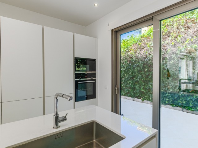 Villa avec 5 Chambres  à San Roque Club