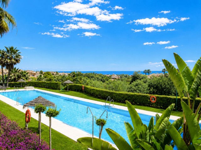 Apartment, Sierra Blanca, R5394382