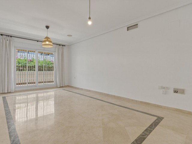 Apartment, The Golden Mile, R5396875