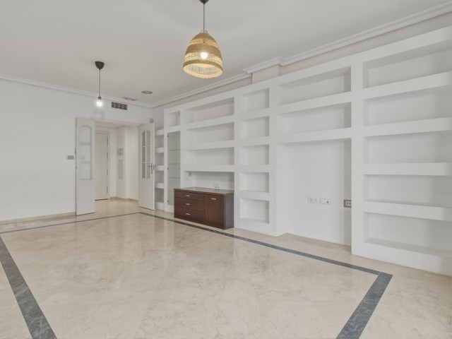 Apartment, The Golden Mile, R5396875