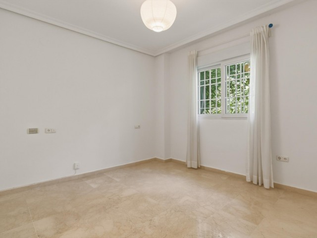 2 Bedrooms Apartment in The Golden Mile