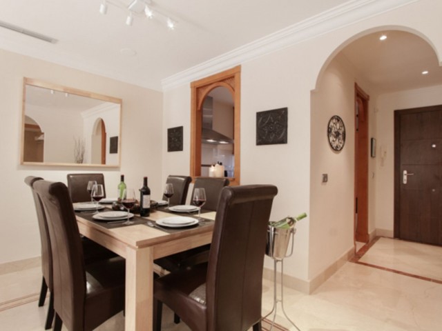 Apartment, Aloha, R5133199