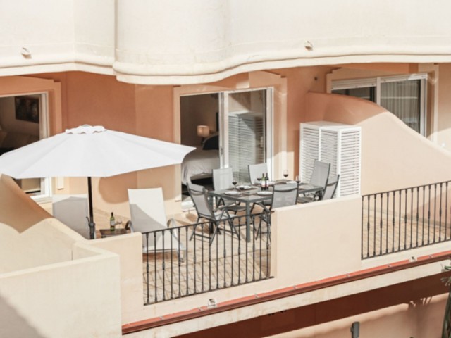 Apartment, Aloha, R5133199