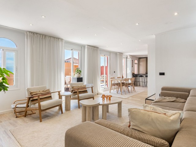 Apartment, La Duquesa, R5390734