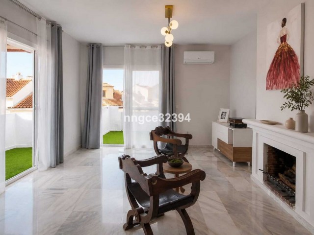 Apartamento con 3 Dormitorios  en New Golden Mile