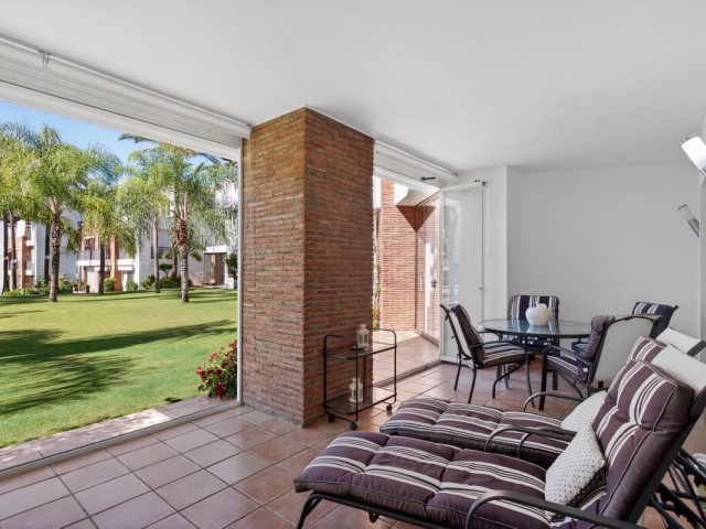 Leilighet, Estepona, R5400031