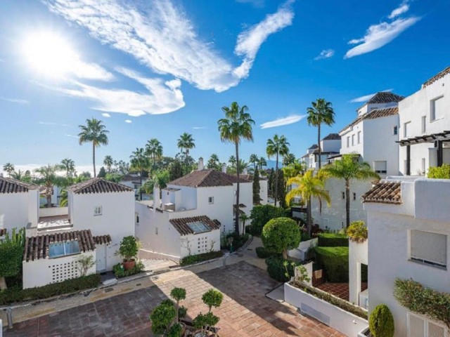 Huoneisto, Bahía de Marbella, R5402458