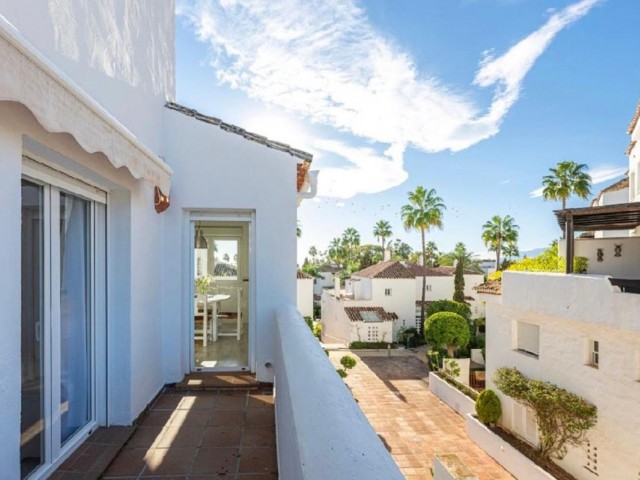 Huoneisto, Bahía de Marbella, R5402458