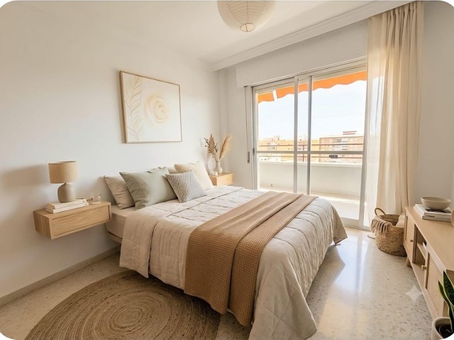 Apartamento con 3 Dormitorios  en Málaga