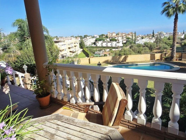 4 Schlafzimmer Villa in Sierrezuela