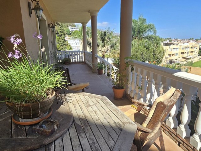 4 Schlafzimmer Villa in Sierrezuela