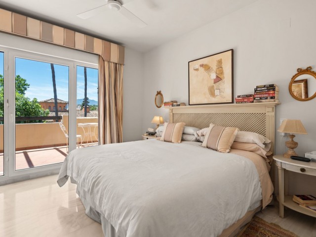 3 Bedrooms Townhouse in Guadalmina Baja