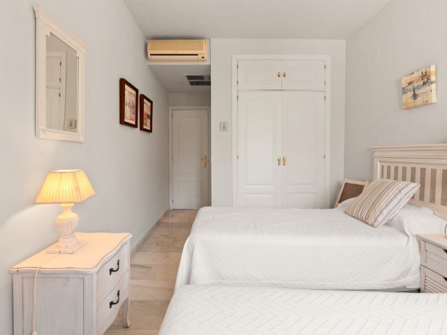 3 Bedrooms Townhouse in Guadalmina Baja