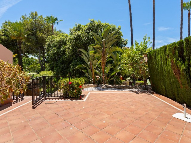 Maison mitoyenne, Guadalmina Baja, R5289574