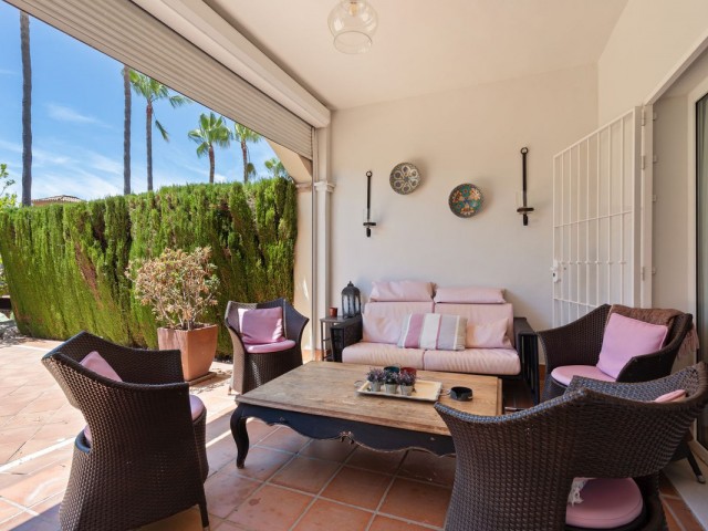 Maison mitoyenne, Guadalmina Baja, R5289574