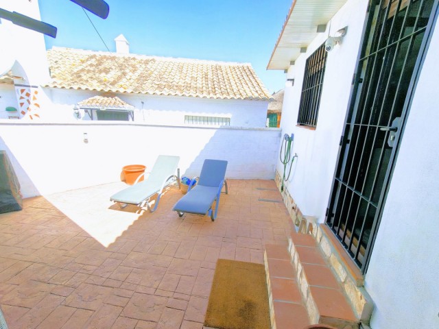 Huvila, El Faro, R5407228