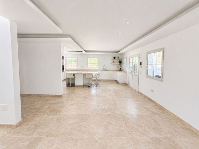 Huvila, La Cala, R5408242