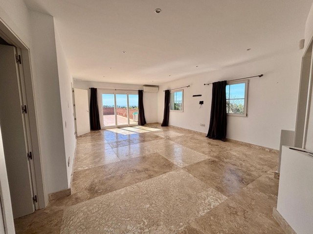 5 Sovrums Villa i La Cala