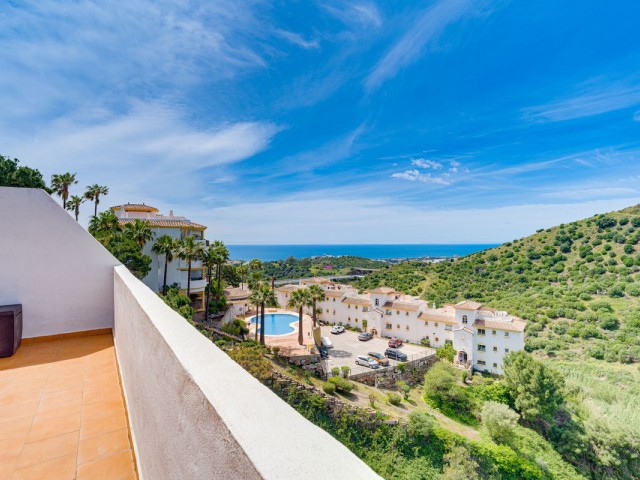Penthouse in Calahonda