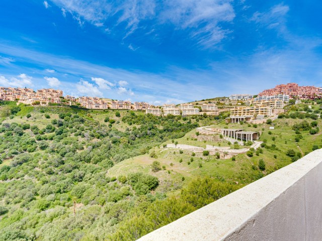 Penthouse in Calahonda