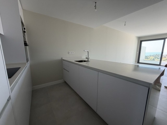 Apartment, La Duquesa, R5393389