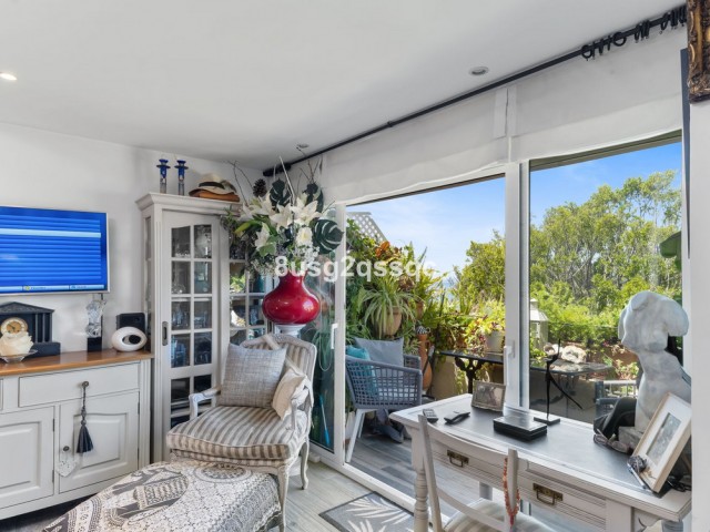 Apartment, Estepona, R5410198