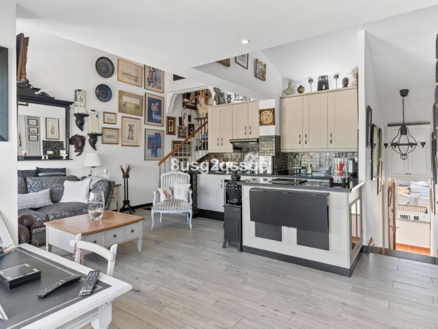 Apartment, Estepona, R5410198