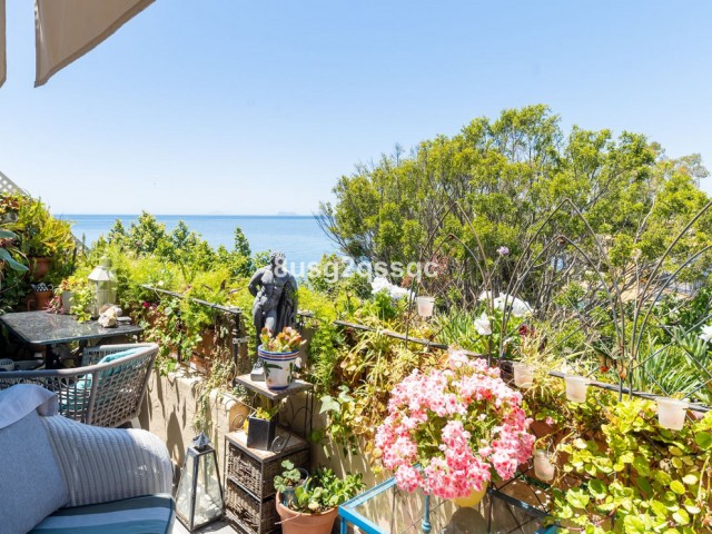 3 Bedrooms Apartment in Estepona