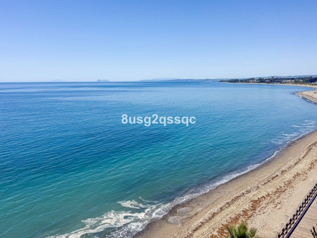 3 Bedrooms Apartment in Estepona