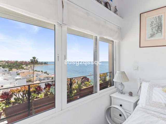 3 Bedrooms Apartment in Estepona