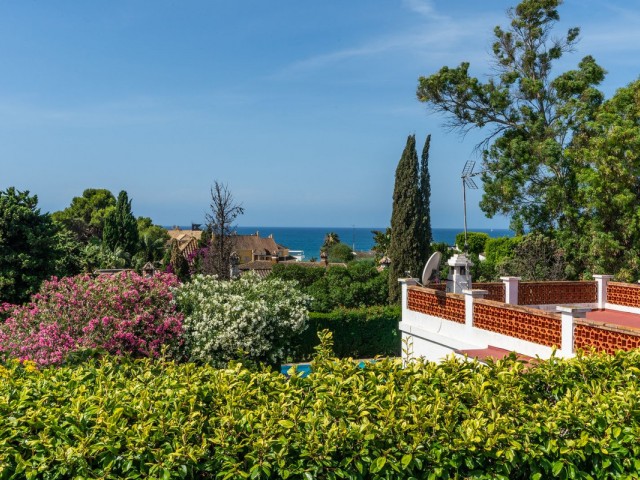 2 Makuuhuoneen Rivitalo Costabella
