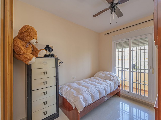 Villa con 3 Dormitorios  en Alhaurín de la Torre