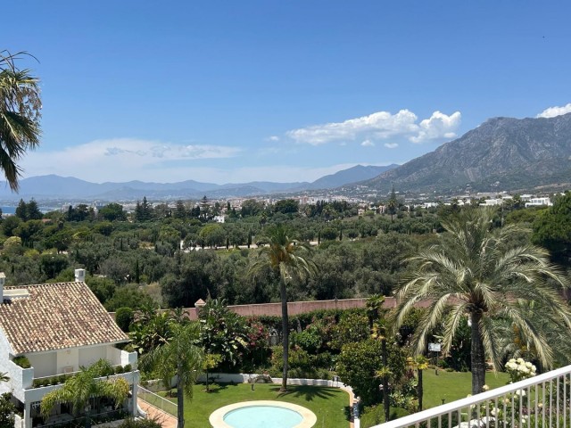 Kattohuoneisto, Marbella, R5411677