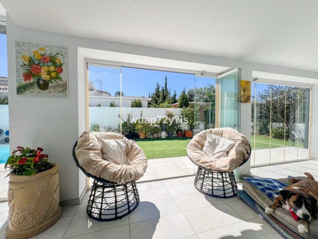 3 Schlafzimmer Villa in Costalita
