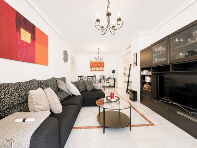 2 Bedrooms Apartment in Puerto Banús