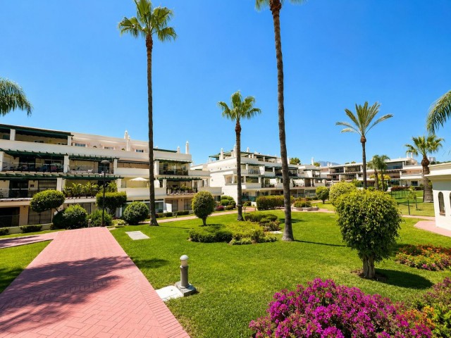 2 Bedrooms Apartment in Puerto Banús