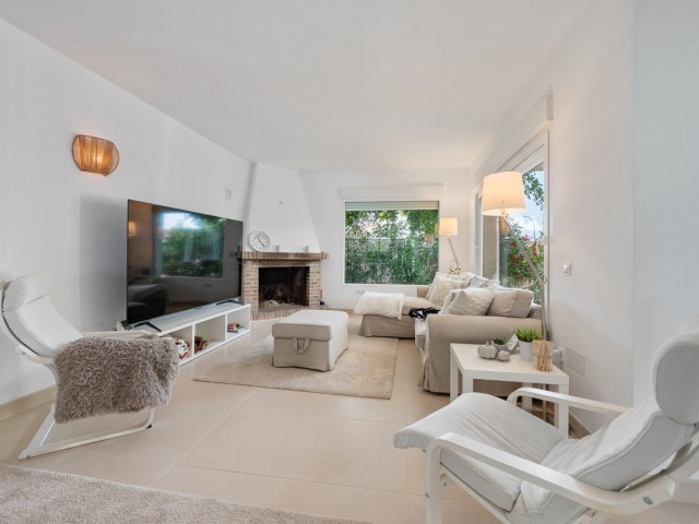 Villa avec 4 Chambres  à Hacienda Las Chapas