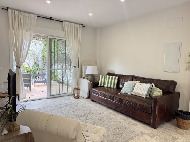 Apartment, Nueva Andalucia, R5422447
