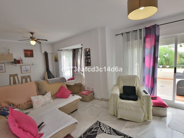 4 Schlafzimmer Villa in San Luis de Sabinillas