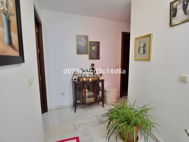 4 Schlafzimmer Villa in San Luis de Sabinillas