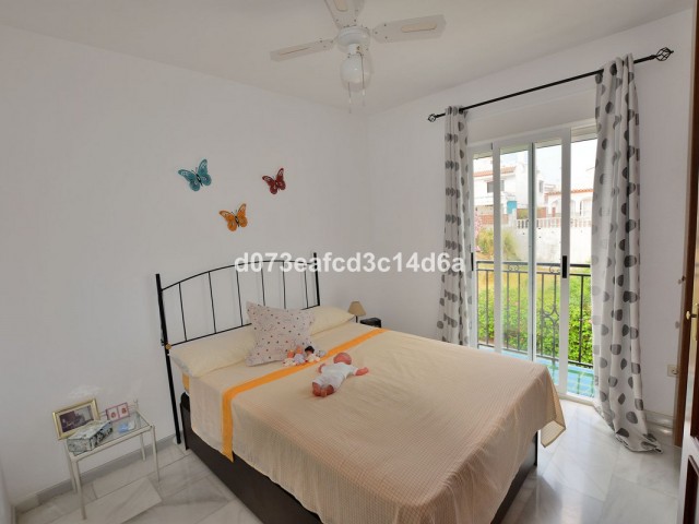 4 Schlafzimmer Villa in San Luis de Sabinillas