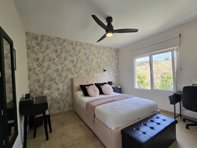 3 Bedrooms Apartment in Calahonda