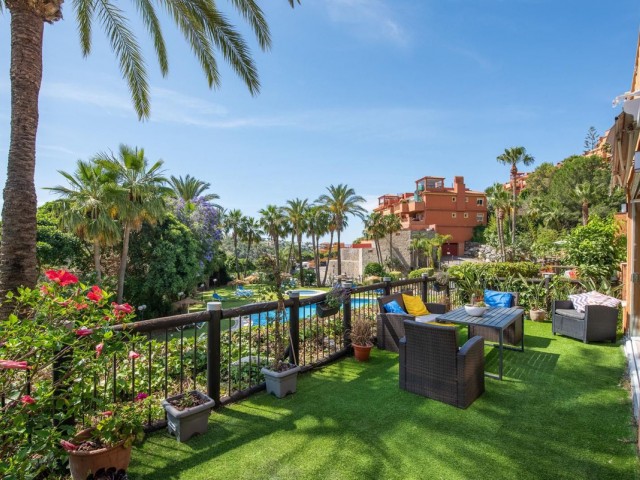 Apartment, Reserva de Marbella, R5425174