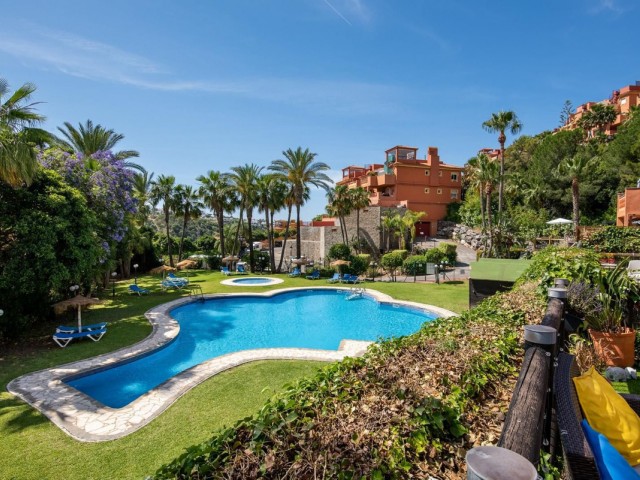 Apartment, Reserva de Marbella, R5425174