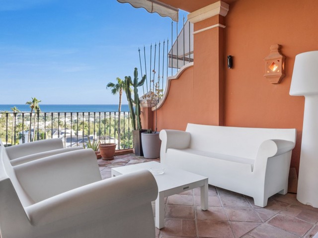 Huoneisto, Monte Halcones, R5425108