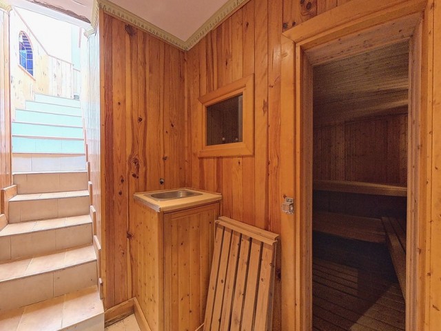 4 Schlafzimmer Villa in Torremuelle