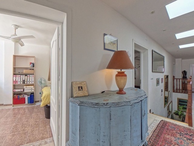 4 Schlafzimmer Villa in Torremuelle