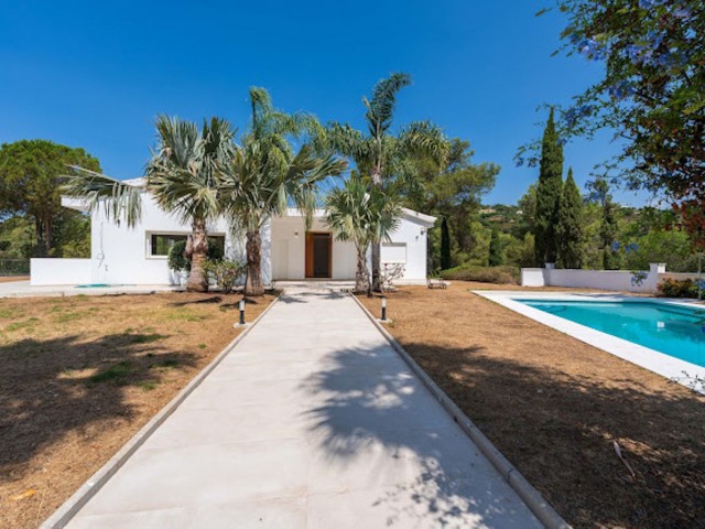 Villa, El Madroñal, R5421079