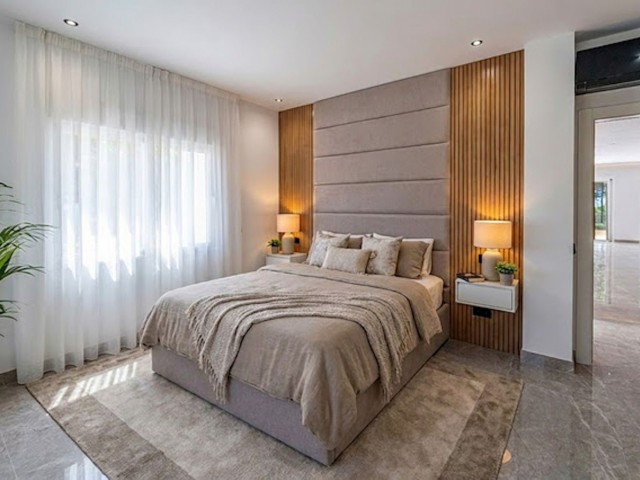 Villa avec 5 Chambres  à El Madroñal