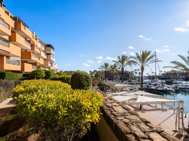 Appartement, Sotogrande Marina, R5427031